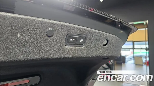 Kia K8 2.5 Бензин 2WD — Фото автомобиля 20