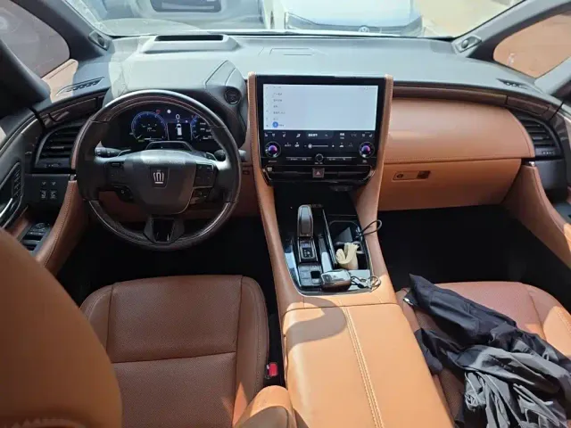 Toyota Vellfire — Фото автомобиля 12