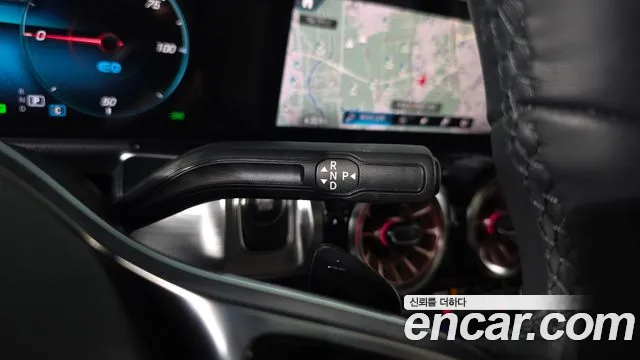 Mercedes-Benz EQB X243 — Фото автомобиля 12