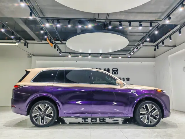 Li Auto L9 — Фото автомобиля 13