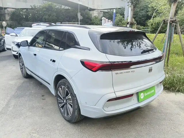 Buick E5 — Фото автомобиля 4