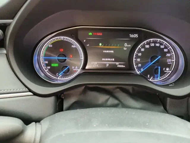 Toyota Harrier — Фото автомобиля 4