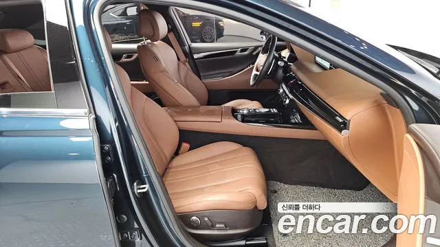 Genesis G80 Бензин 2.5 турбо AWD — Фото автомобиля 10