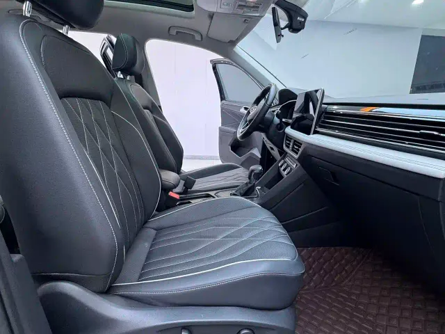 Volkswagen Tiguan L — Фото автомобиля 9