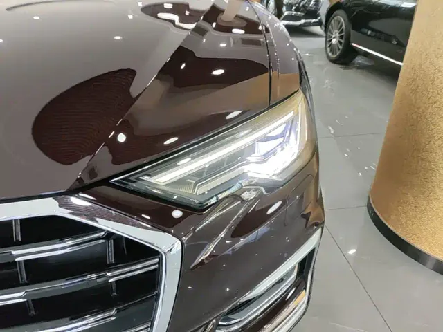 Audi A6L — Фото автомобиля 23