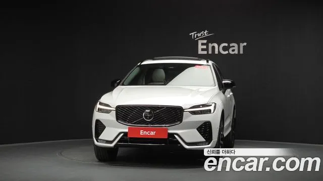 Вольво XC60 — Фото автомобиля 2