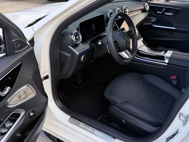 Mercedes-Benz C-Class — Фото автомобиля 4