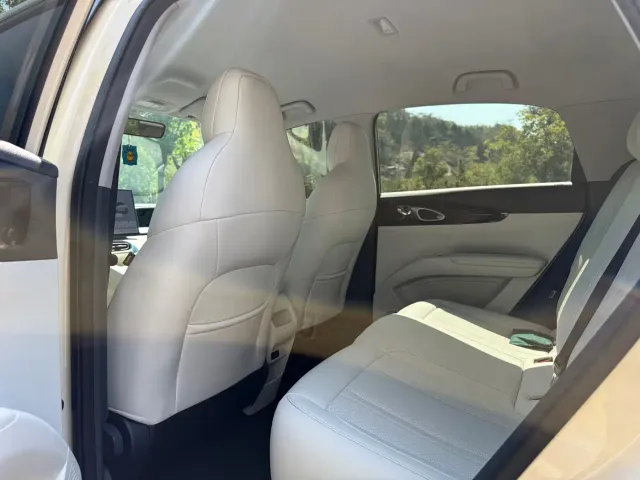 Geely Starry Wish — Фото автомобиля 8