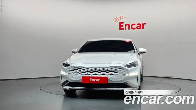 Kia K8 — Фото автомобиля 3