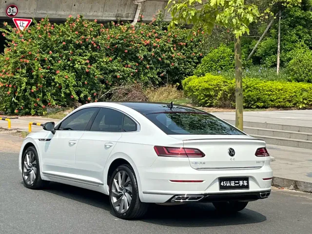 Volkswagen CC — Фото автомобиля 4
