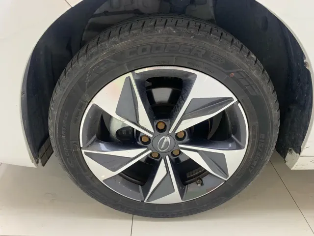 GAC Trumpchi M6 — Фото автомобиля 16