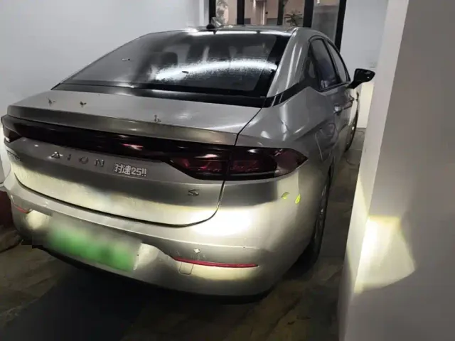 GAC Aion S — Фото автомобиля 6