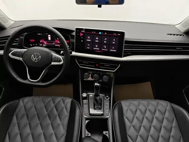Volkswagen Sagitar — Фото автомобиля 12