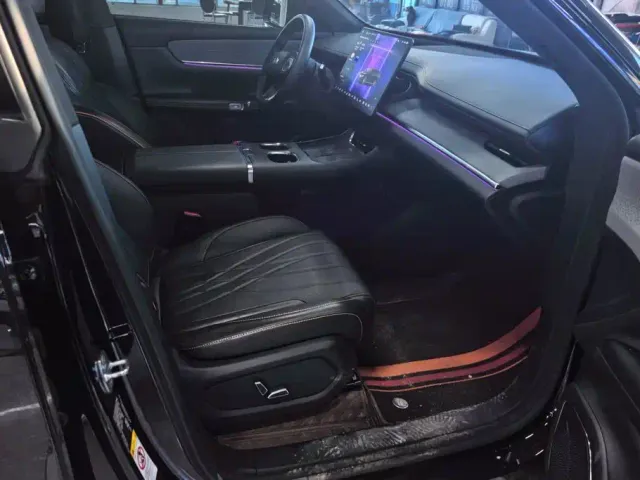 Changan Qiyuan Q07 — Фото автомобиля 8