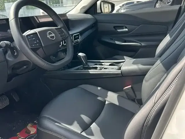 Nissan Sylphy — Фото автомобиля 3