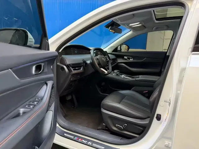 Changan Changan UNI-K 2021 Model 2.0T Luxury Type — Фото автомобиля 7