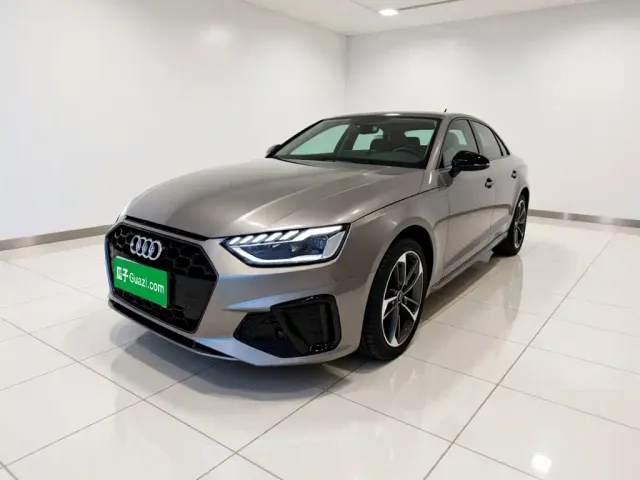 Фотография автомобиля — Audi A4L