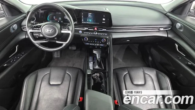 Hyundai Avante CN7 — Фото автомобиля 10