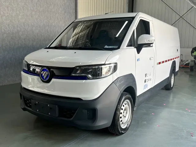 Фотография автомобиля — Foton Zhilan Jingling E7