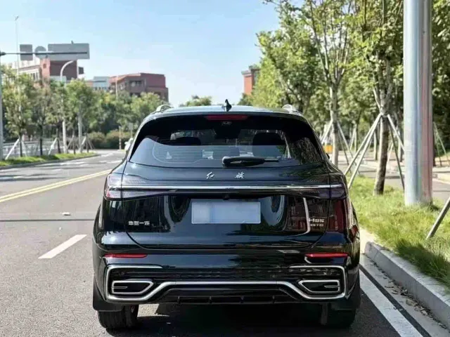 Hongqi HS5 — Фото автомобиля 4