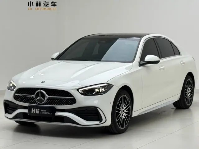 Фотография автомобиля — Mercedes-Benz C-Class