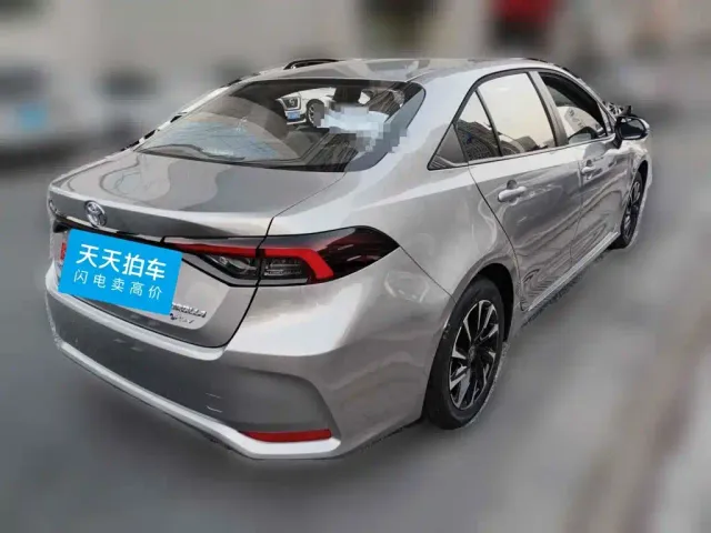 Toyota Corolla — Фото автомобиля 2
