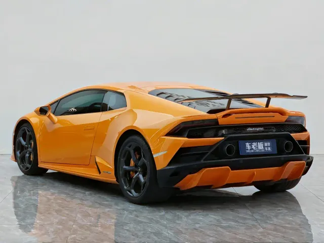 Lamborghini Huracan — Фото автомобиля 4