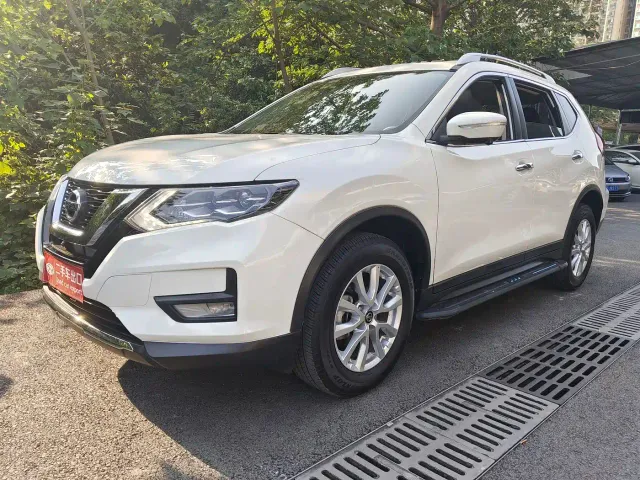 Фотография автомобиля — Nissan X-Trail