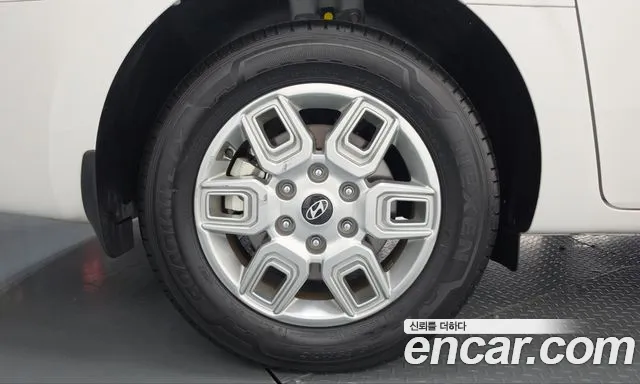 Hyundai Staria — Фото автомобиля 5