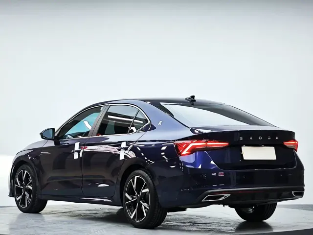 Skoda Octavia — Фото автомобиля 6
