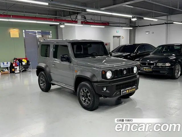 Фотография автомобиля — Suzuki Jimny 1.5