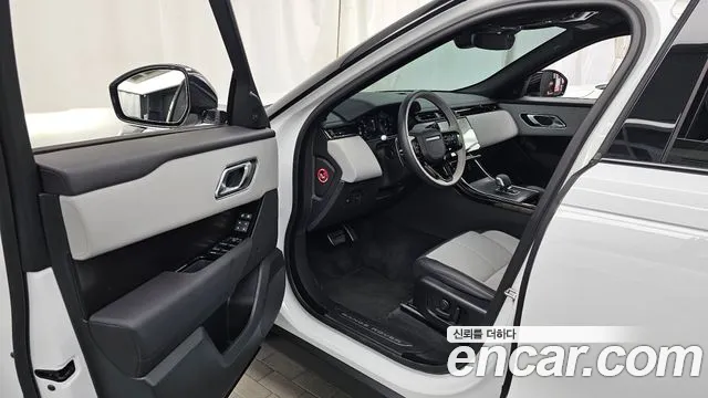 Land Rover Range Rover Velar — Фото автомобиля 15