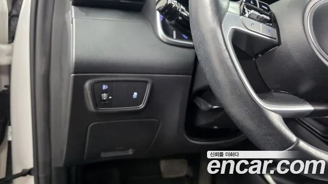 Hyundai Tucson Tucson (NX4) Бензин 1.6 турбо 2WD — Фото автомобиля 16