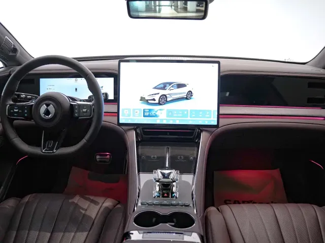 Denza Z9GT — Фото автомобиля 6