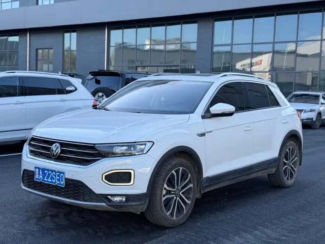 Фотография автомобиля — Volkswagen T-Roc