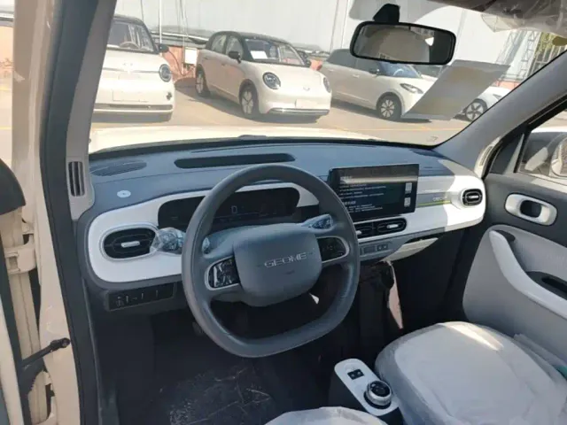 Geely Panda — Фото автомобиля 9