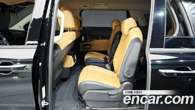Kia Carnival 4th Gen — Фото автомобиля 12