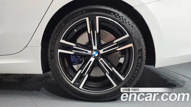 BMW 3 Series — Фото автомобиля 30