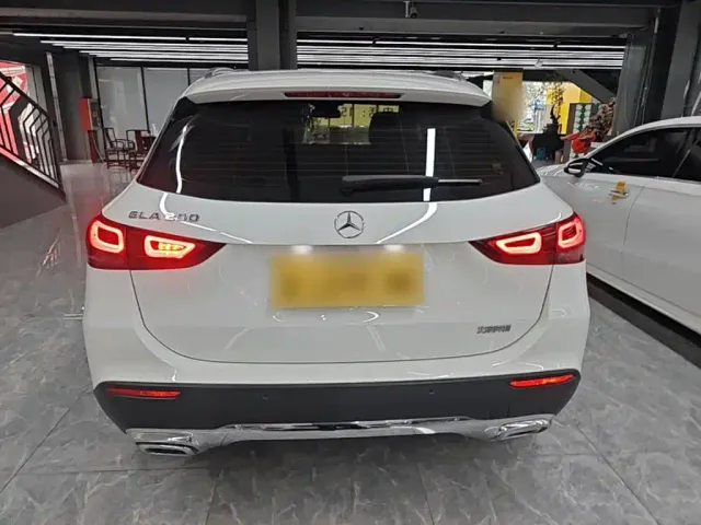 Mercedes-Benz GLA-Class — Фото автомобиля 5