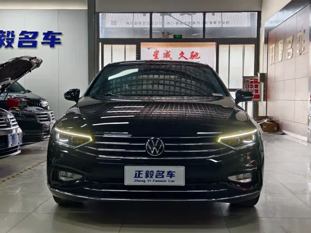 Volkswagen Magotan — Фото автомобиля 2