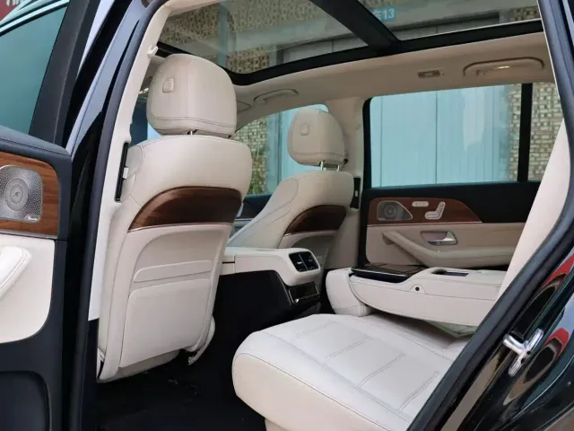 Mercedes-Benz GLS-Class — Фото автомобиля 12