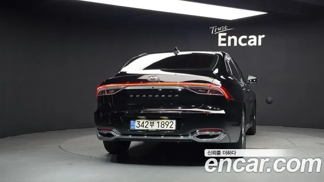 Hyundai Grandeur Новый Grandeur IG — Фото автомобиля 4