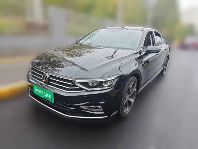 Фотография автомобиля — Volkswagen Magotan