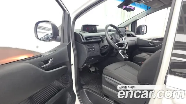 Hyundai Staria — Фото автомобиля 15