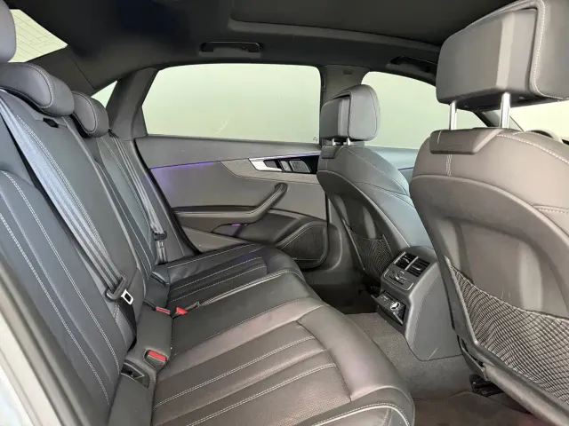 Audi A4L — Фото автомобиля 9