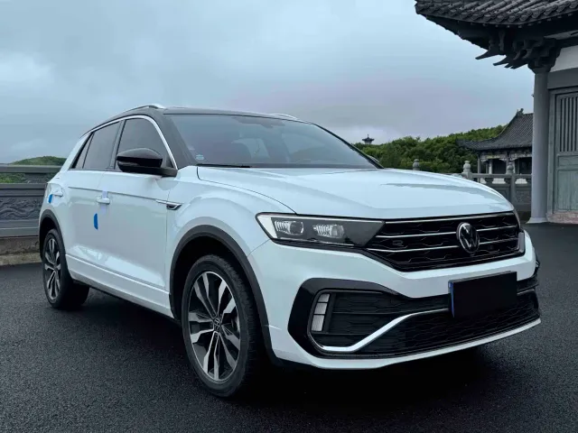 Volkswagen T-Roc — Фото автомобиля 3