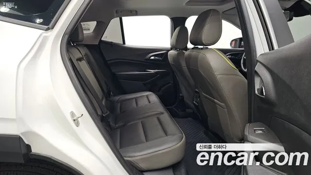 ChevroletGMDaewoo Trax Trax Кроссовер — Фото автомобиля 10