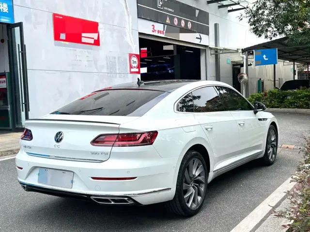 Volkswagen CC — Фото автомобиля 11