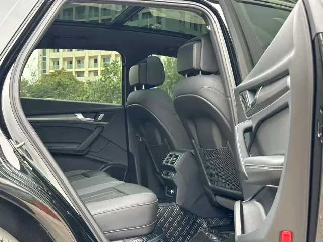 Audi Q5L — Фото автомобиля 13