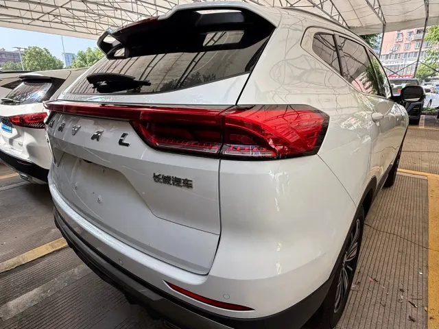 Haval H6 — Фото автомобиля 11